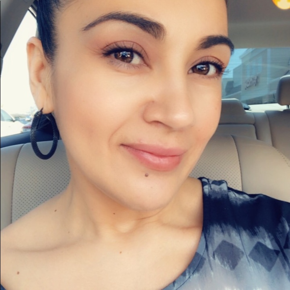 Meet your Posher, Nereida